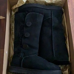 Black Size 7 UGG Bailey Boots - Worn Once